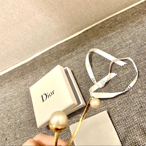 Dior faux pearl gold open bangle cuff - Picture 3 of 6